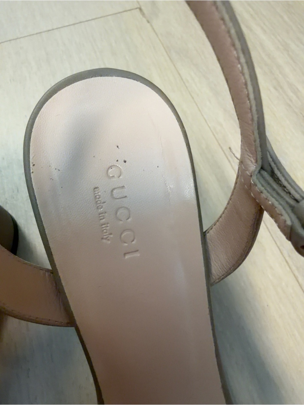 Gucci Marmont GG Leather Block Heel Ankle Strap Sandals Taupe EU 38.5 - Picture 2 of 9